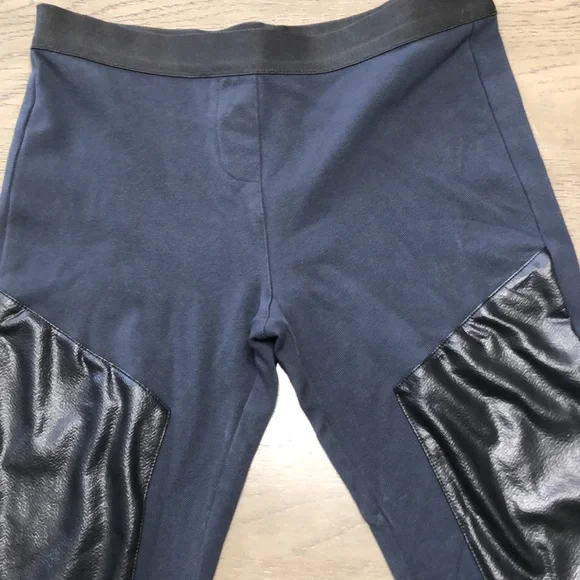 Super cute BCBG leggings. - Picture 6 of 8